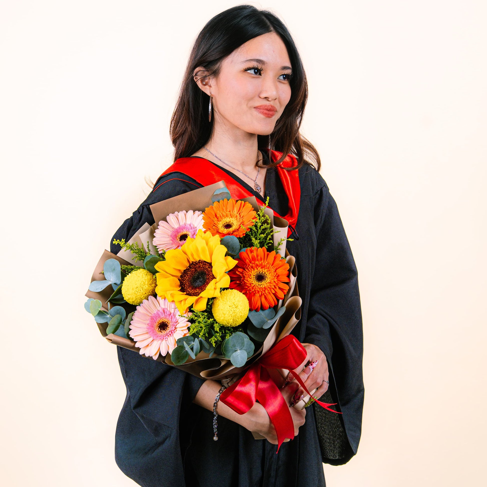 bundles_graduation Grins Galore Graduation Bouquet