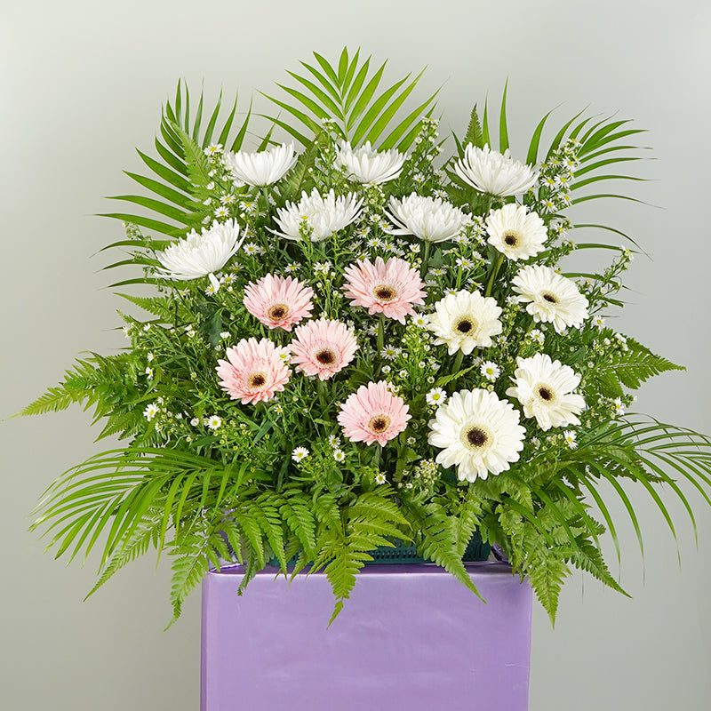 flower_stand_condolence Blessed Soul Condolence / Funeral Flowers