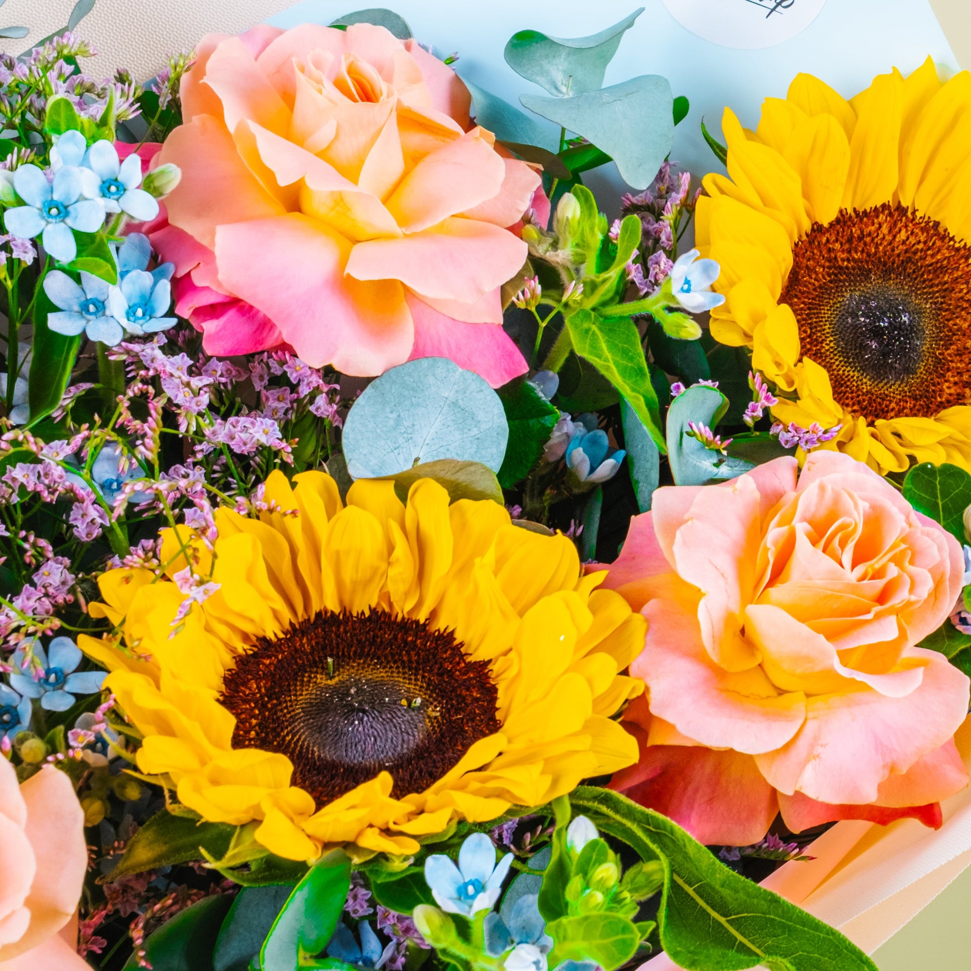 flowers_bouquet Happy Days Sunflower Bouquet