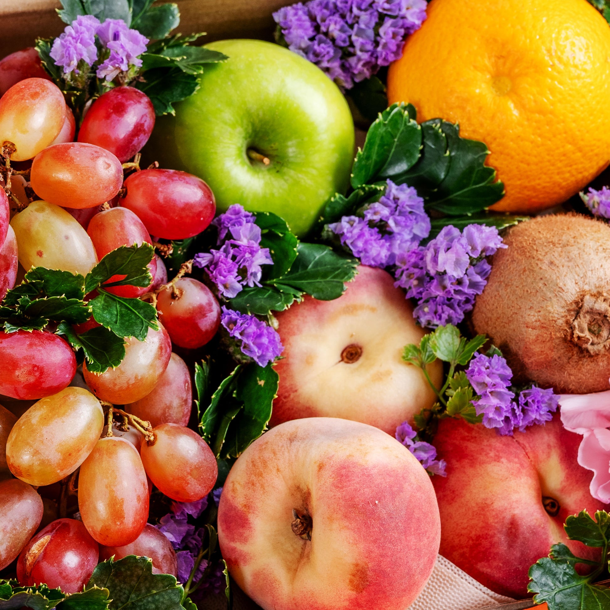 hamper_fruit Lush Springs Fruit Box
