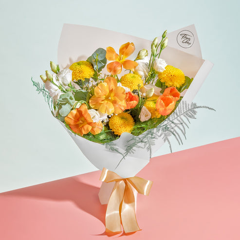 sunburst-tulips-bouquet-1189816203_493x.jpg (493×493)