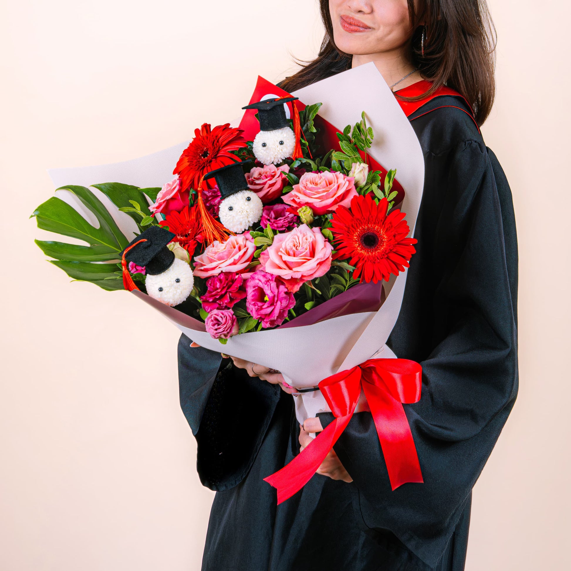 bundles_graduation Trailblazer Graduation Bouquet